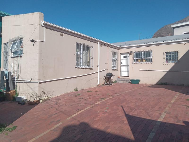 4 Bedroom Property for Sale in Woodstock Upper Western Cape